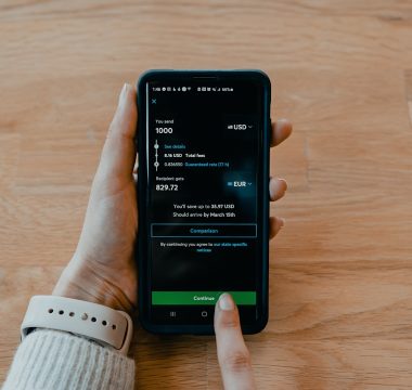 Mobil Ödeme Sistemleri Yükselişi: Dijital Dönüşümün Öncüsü ve Geleceğin Ticaret Modeli