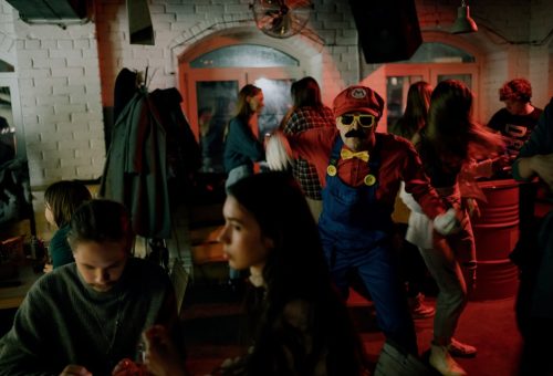 Sinema Dünyasında Fragman Fırtınası: DC’den Nolan’a, Minyonlar’dan Spider-Noir’a 2026’nın En Çok Konuşulan Önizlemeleri