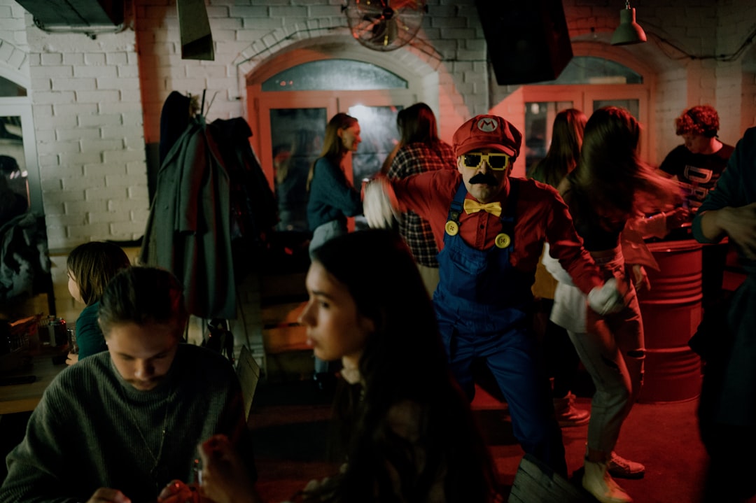 Sinema Dünyasında Fragman Fırtınası: DC’den Nolan’a, Minyonlar’dan Spider-Noir’a 2026’nın En Çok Konuşulan Önizlemeleri