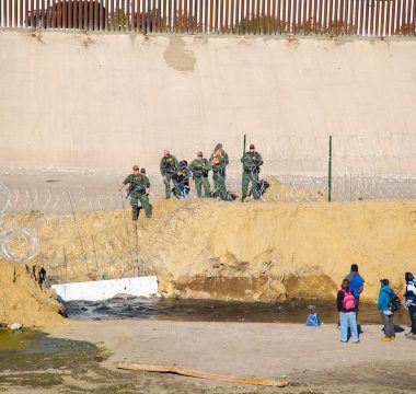 Düzensiz Göçle Mücadelede Operasyonlar Sürüyor