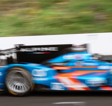 Formula 1 Stratejileri ve Mühendislik Mükemmeliyetinin Rekabet Üzerindeki Etkisi