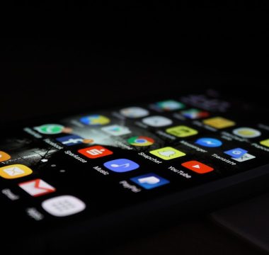 App Store ve Google Play uygulama mağazalarında komisyon değişti