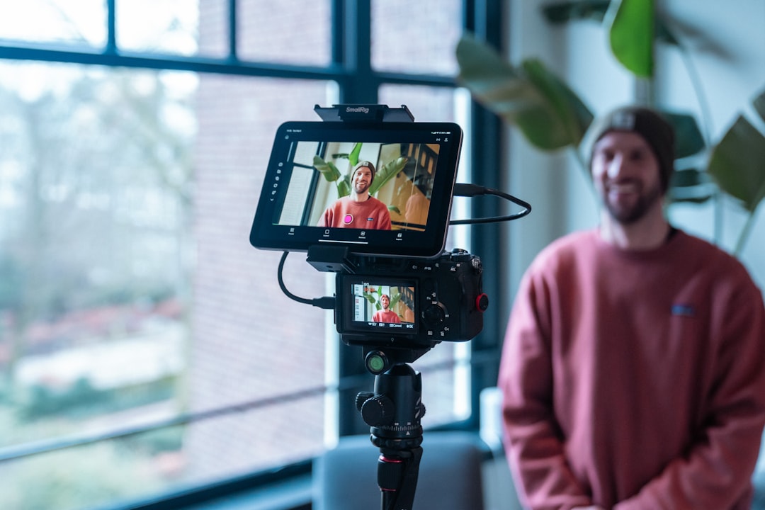 Halil İbrahim Göker Sosyal Medya Kazanç Modelini Eleştirdi