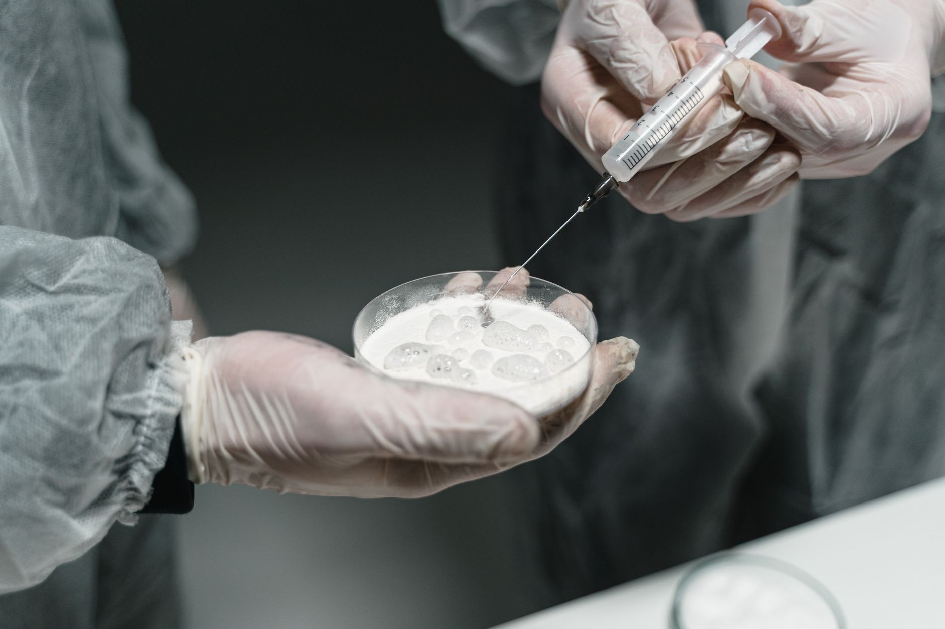 FDA, Casgevy’yi 2 Yaş Üzeri Çocuklara Onayladı: Orak Hücre ve Beta Talasemiye Erişim Genişledi