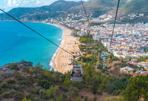 Yerli Turist Harcaması İlk Çeyrekte %33,9 Arttı, 102 Milyar TL’yi Aştı