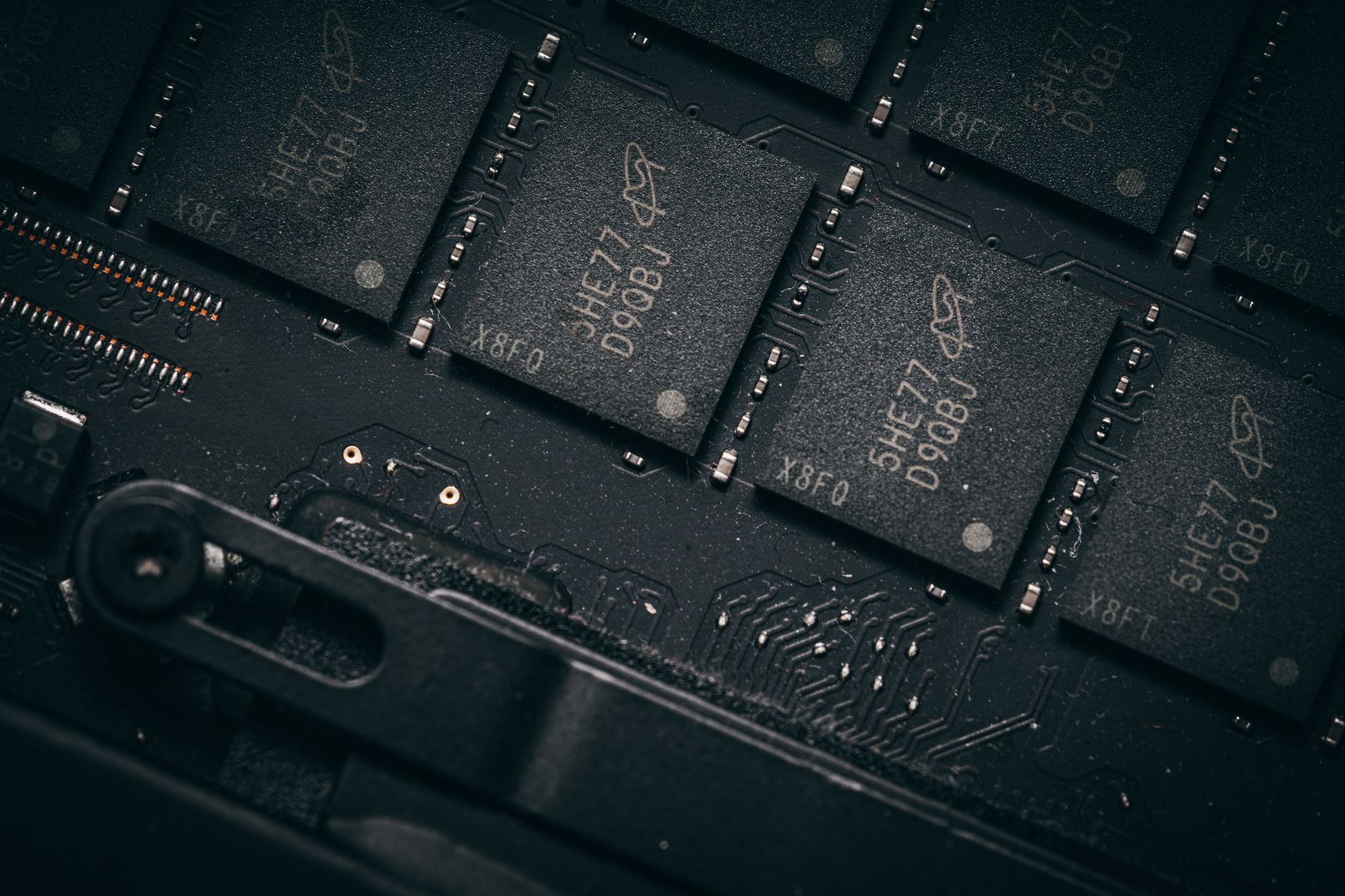 Dimensity 9600 Serisi Geldi, Snapdragon 8 Elite Gen 6 Fiyatları Yükseliyor