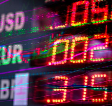 FED faizi %3,50-%3,75’te sabitledi: Üç üye artırım istedi, Eylül beklentisi arttı