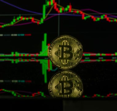 Bitcoin’de Volatilite Son İki Yılın En Düşüğüne İndi: 63.000 Dolar Bandında Büyük Hareket Bekleniyor