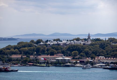Turizmde Rekor: İlk 6 Ayda 25,8 Milyon Ziyaretçi, 25,7 Milyar Dolar Gelir