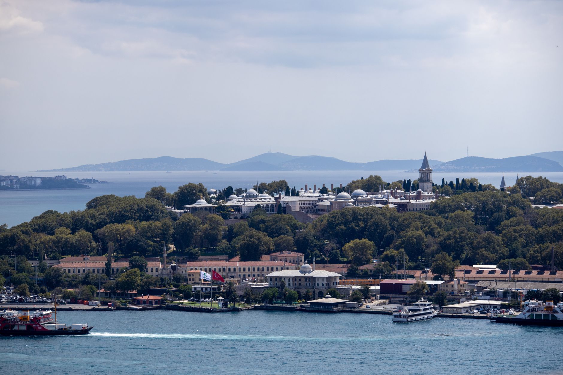 Turizmde Rekor: İlk 6 Ayda 25,8 Milyon Ziyaretçi, 25,7 Milyar Dolar Gelir