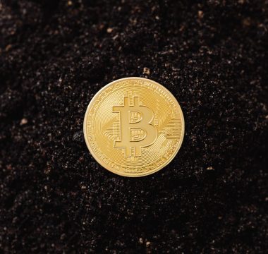 Kripto Madencilikte Yeşil Dönüşüm: %56,7 Yenilenebilir Enerji ve Küresel Düzenleme Hamleleri