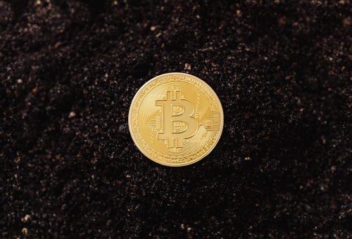 Kripto Madencilikte Yeşil Dönüşüm: %56,7 Yenilenebilir Enerji ve Küresel Düzenleme Hamleleri