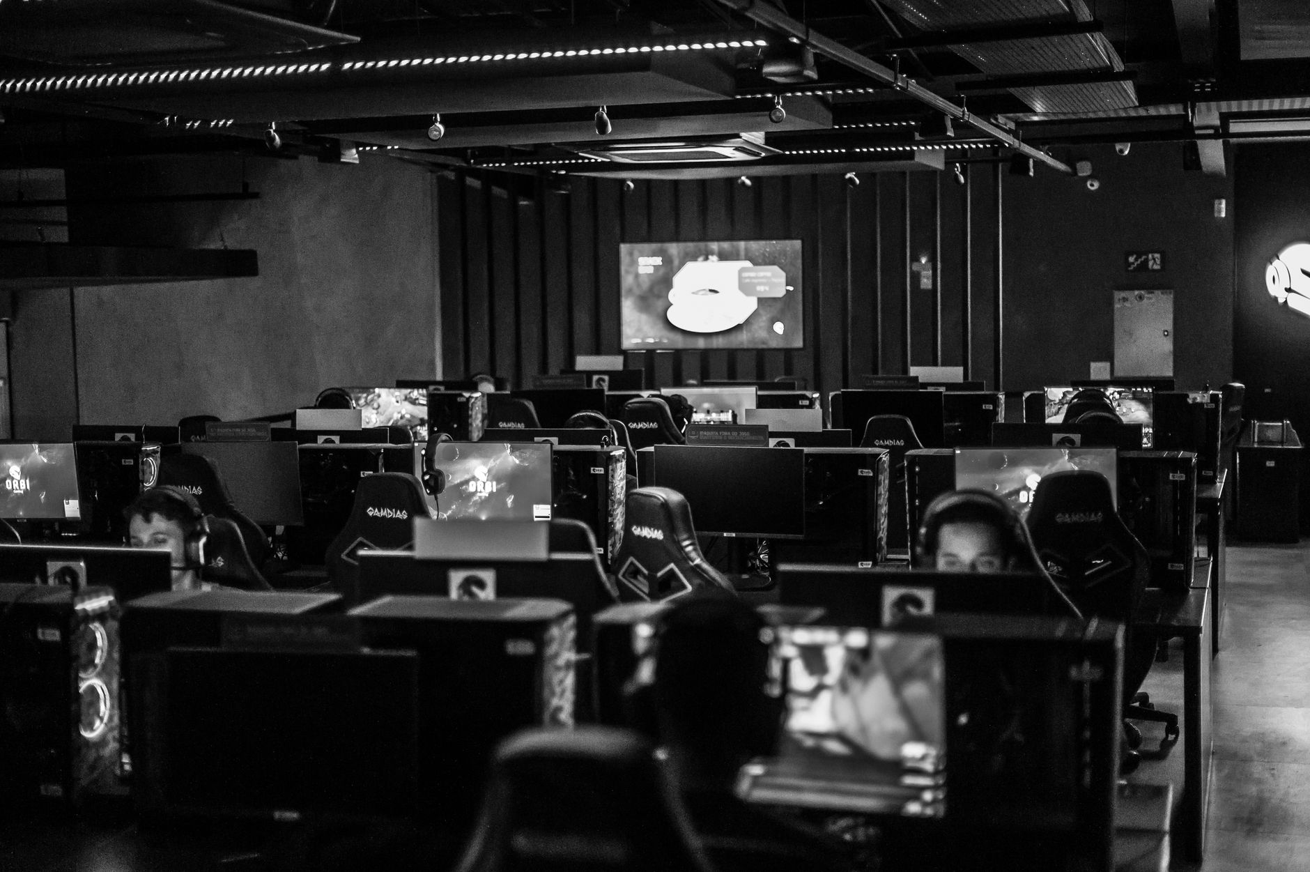 Crytek İstanbul’daki QA Ekibini Komple İşten Çıkardı: 30 Çalışan Etkilendi