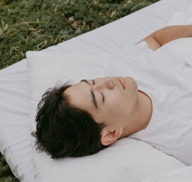 Anker’den temassız uyku takibi ve yeni kulaklıklar: Gece ışığı kalbi %1,9 etkiliyor