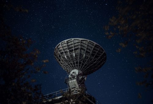 63,4 Işık Yılındaki Ötegezegenden İlk Radyo Sinyali Tespit Edildi