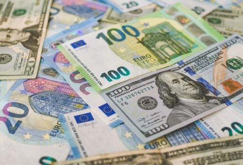 Yabancı yatırımcıdan 18 Eylül haftasında 109,8 milyon dolar hisse satışı, dolar 49,00 TL’ye dayandı