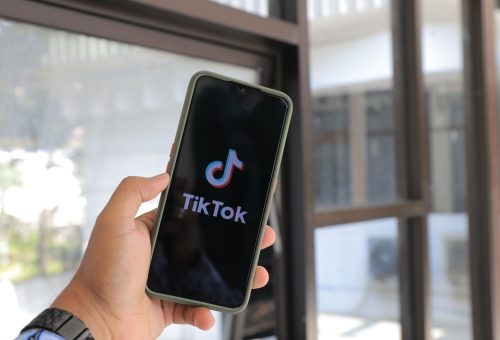 TikTok’a Alabama’da 100 Milyon Dolar Ceza: Çocuklara Günlük 2 Saat Sınırı