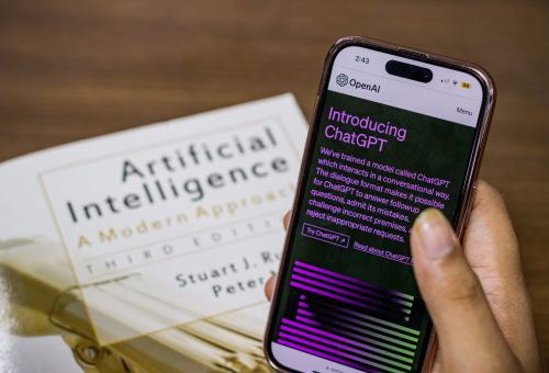 OpenAI GPT-6 Sol ve Luna’yı Çıkardı, Gelir Hedefi 50 Milyar Dolara Düştü
