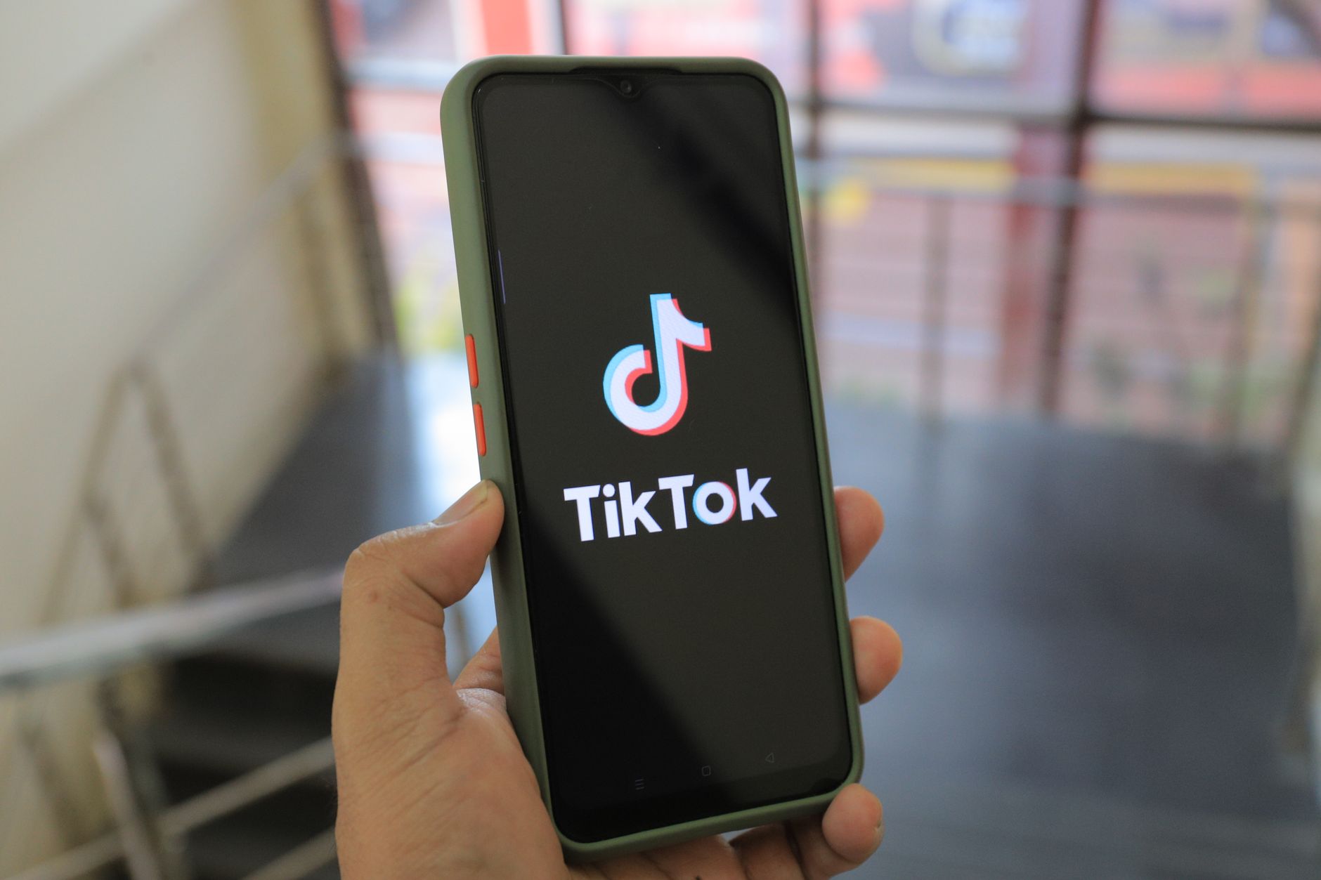 Türkiye’de 15 yaş altı TikTok kullanımına 1 Kasım’da e-Devlet doğrulama zorunluluğu