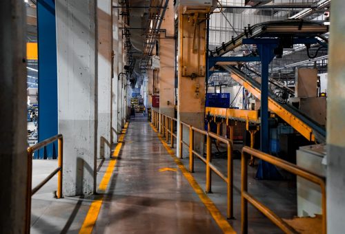 Tesla Optimus Üretime Başladı: İnsansı Robot Sevkiyatı %432 Arttı